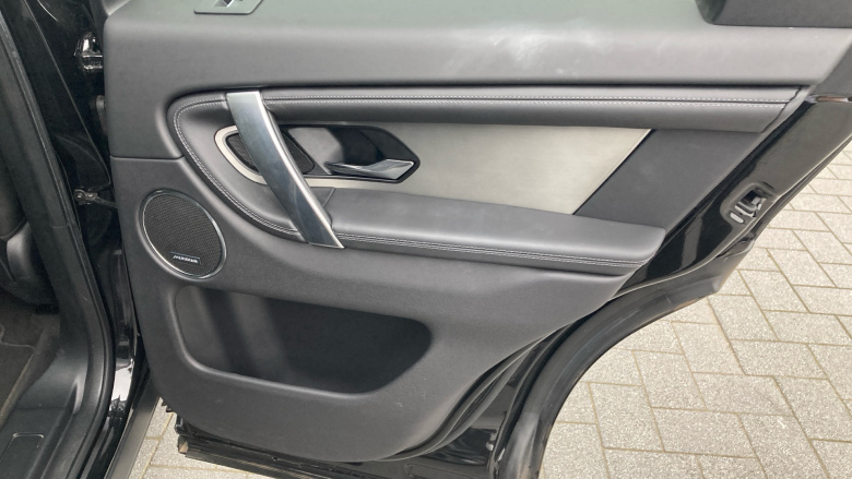 Land Rover Discovery Sport 2.0 D200 Dynamic HSE 5dr Auto [7 Seat] Diesel Station Wagon